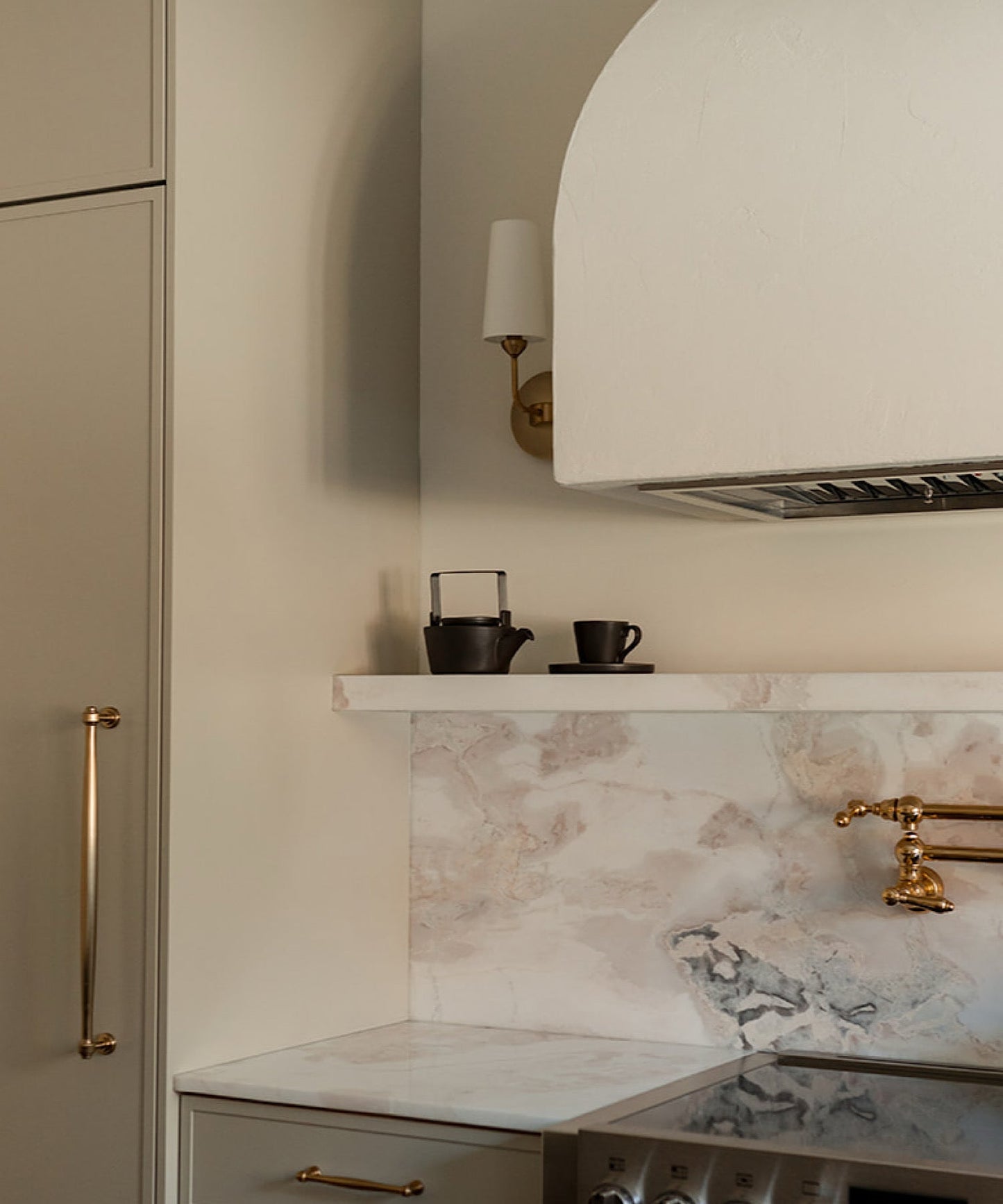 Lagoa Metal Tea Cup and Saucer - Stephenson House