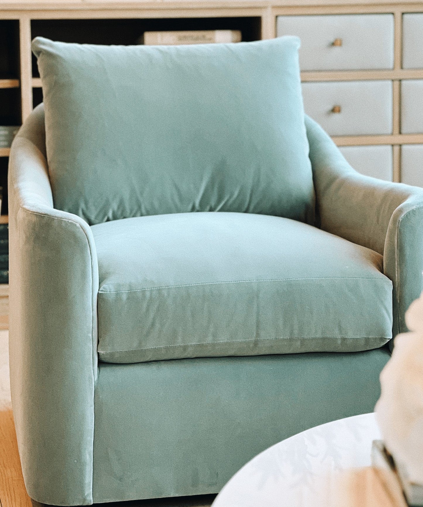 Kent Swivel Chair - Stephenson House