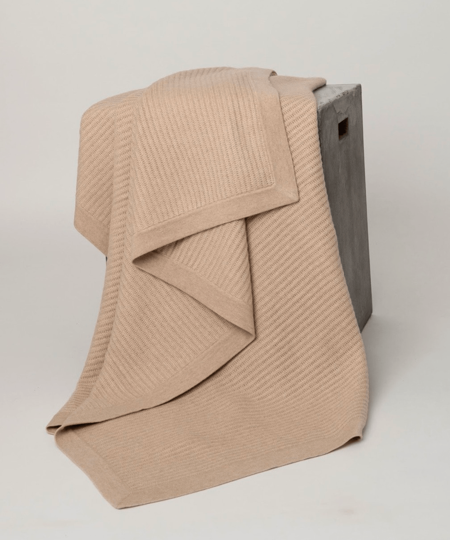Fisherman's Knit Beige, Cashmere Throw - Stephenson House